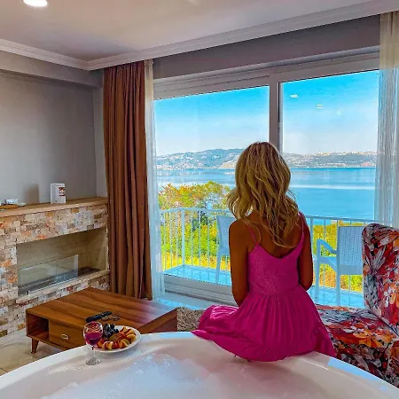 Hotel View 4*