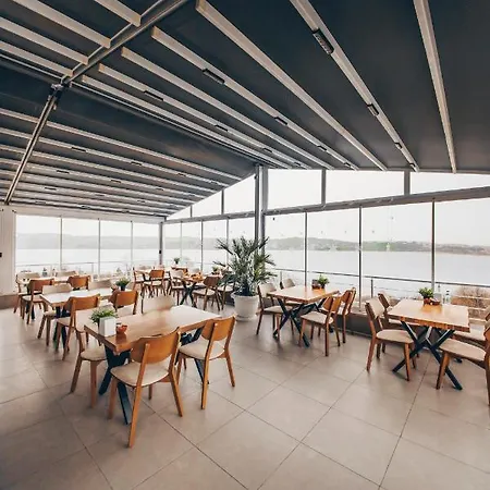 View Hotel