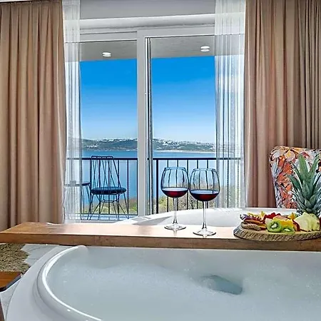 View 4*